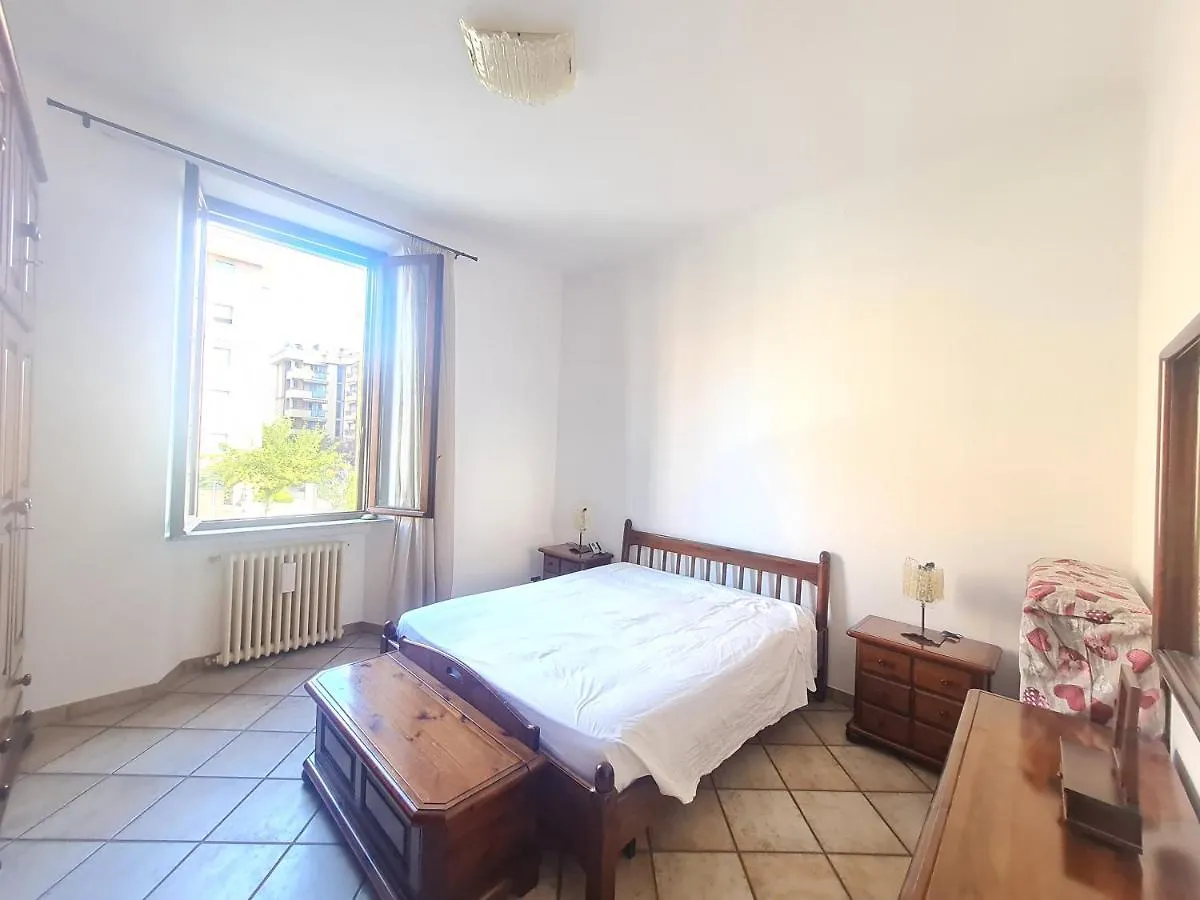 Niguarda - Palanzone Cozy 2Broom Apartment Milán 0*,  Italia