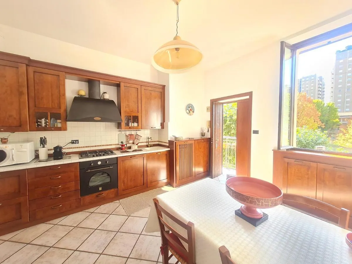 Niguarda - Palanzone Cozy 2Broom Apartment Milán Italia